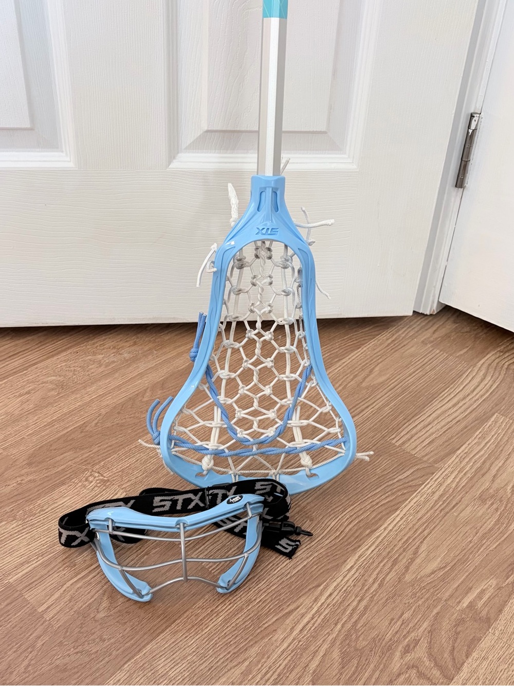 STX Exult Rise Girl's Lacrosse Stick & Googles